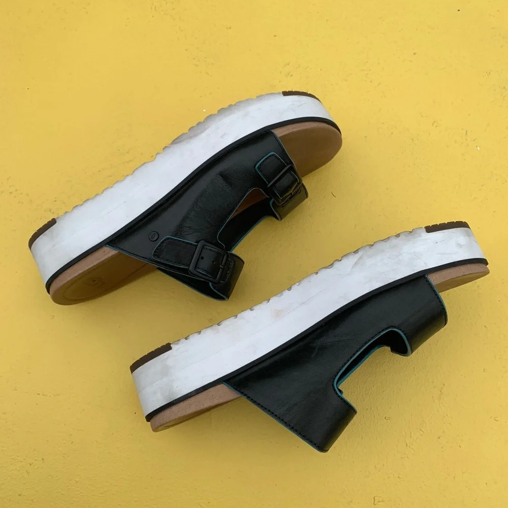 UGG platform open sandals shoes Hanneli black 8 chunky beachy sport y2k